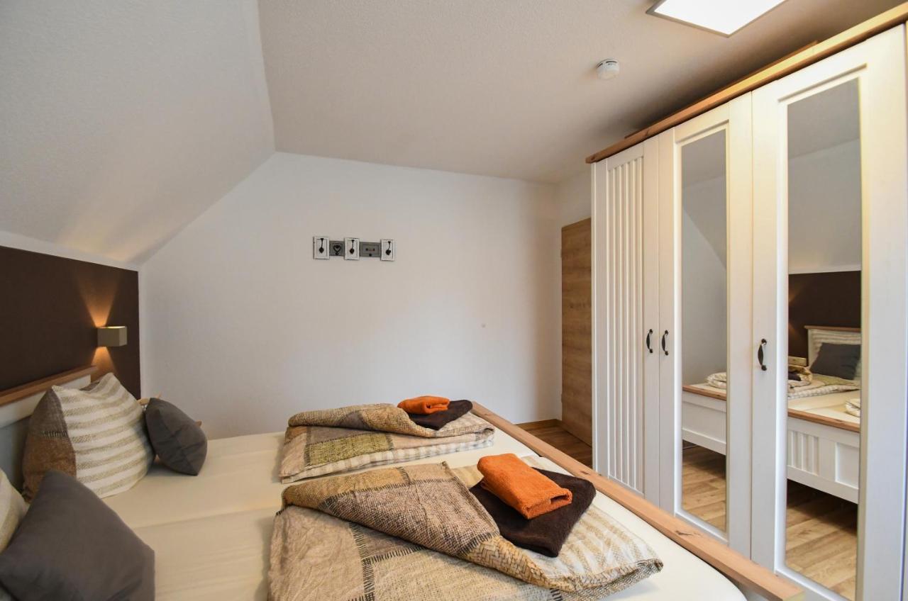 Ferienwohnung Weitblick Mit Logia Lobbe Exterior foto